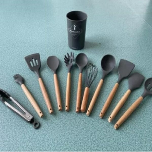 Kitchen utensils 4