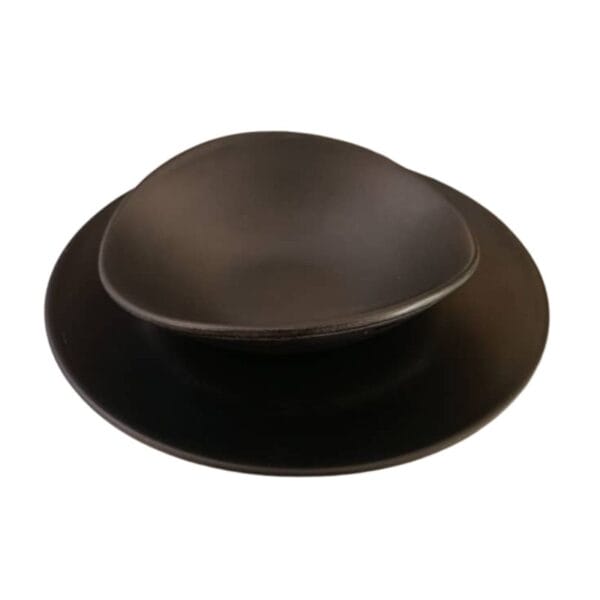 Black plate and bowl 2